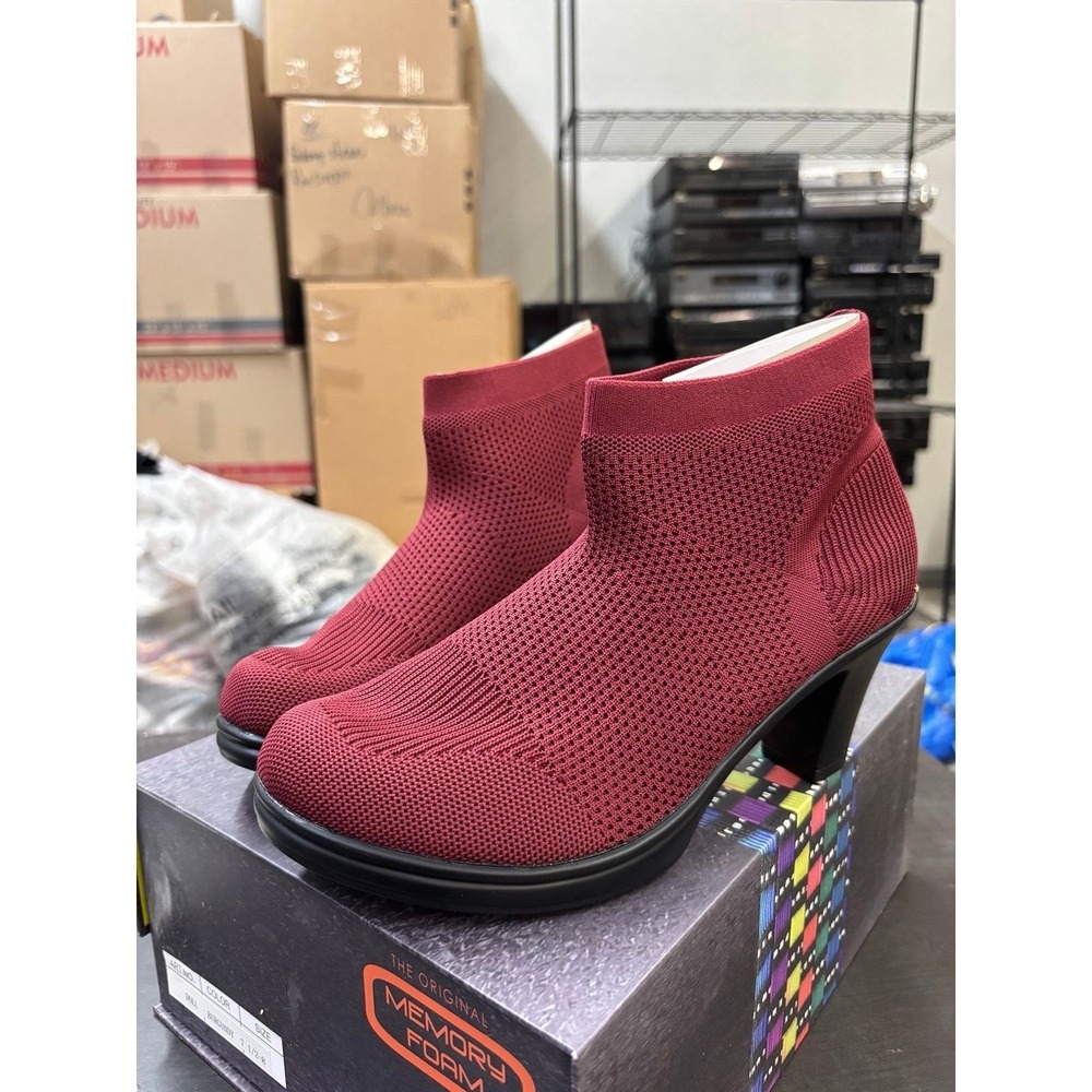 Bernie mev doll burgundy 7 1/2 - 8